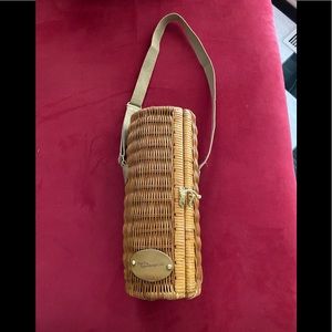 Wine holder basket w/ strap & stopper & opener